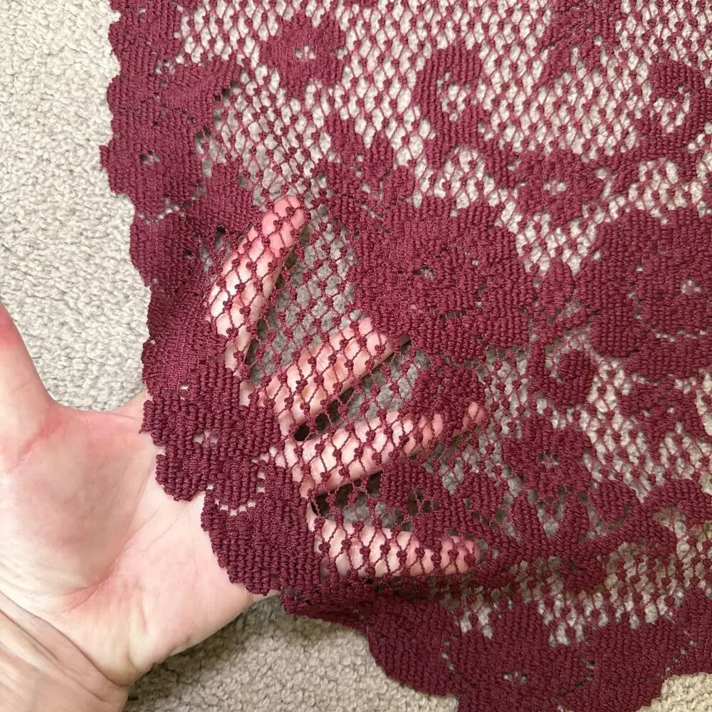 Burgundy Rose Lace Table Runner 52x14 Floral Scalloped Victorian Vtg
